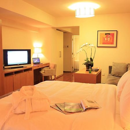 Oak Chateau Beijing Bagian luar foto